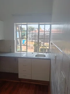 1-Bedroom Flat (Connected to Main House)