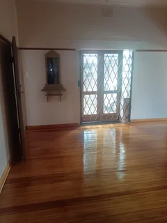 1-Bedroom Flat (Connected to Main House)
