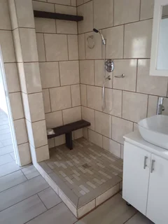 Modern 1-Bedroom Flat in Lambton, Germiston