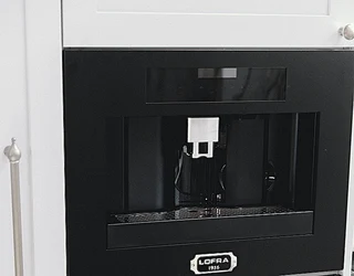 EXQUISITE HIGH-END KITCHEN PRODUCT AT GREAT PRICES.