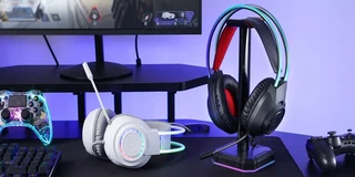 REDRAGON H231 SCREAM OVER-EAR RGB GAMING HEADSET DESIGN AND UNMATCHED COMFORT.
