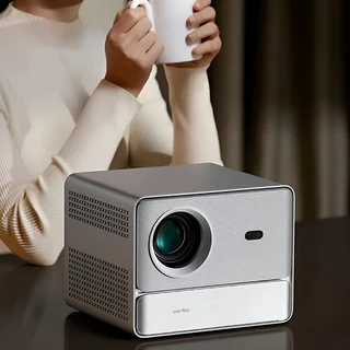 WANBO DAVINCI 1 PRO 1080P 650ANSI ANDROID 11 SMART HOME THEATRE PROJECTOR – SILVER.