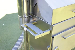 THE MULTI-FUNCTION DADS KITCHEN SMOKER BRAAI.