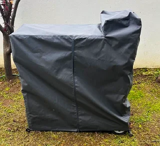 The 900 Mobile Braai Ripstop Canvas Covers With Or Without Ember Maker.