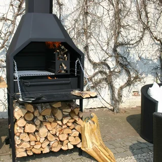 Sale On The 800 Standard Freestanding Super Deluxe Braai.