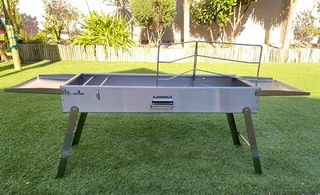 The 430-stainless-steel Safari Braai Big Boy Braai.