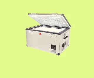 SNOMASTER 65L LOW PROFILE SINGLE COMPARTMENT FRIDGE/FREEZER, AT JUST 17.91″ TALL.