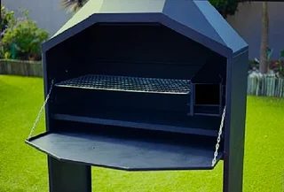 Summer Special!! The 1000 Free Standing Deluxe Braai Range.