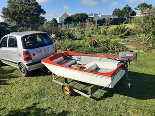 Spider 2 cathedral hull super stable light boat