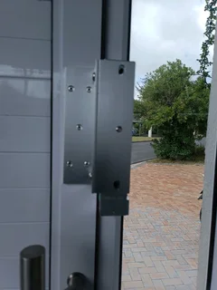 SECURITY SYSTEM INSTALLATION AND REPAIRS