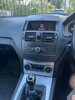 2008 Mercedes-Benz C200 Avantgarde Manual