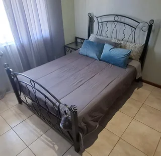 Iron Dubble Bed set