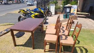 Dining Table &amp; 6 chairs