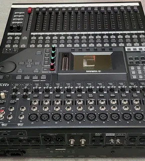 Yamaha Digital mixer 01V96i Digital Mixing Console01V96i Digital Mixing Console