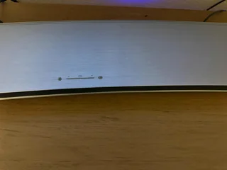 Samsung Curve 瞧 sound bar HW -J8500R