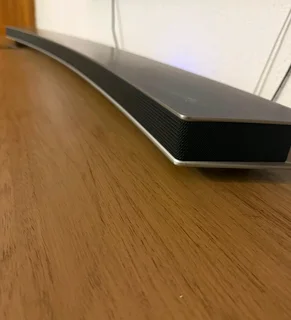 Samsung Curve 瞧 sound bar HW -J8500R