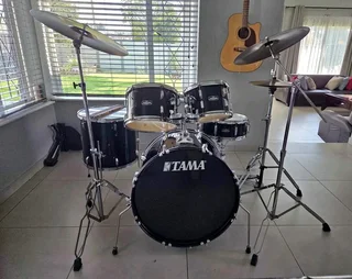 Tama drum 論 kit