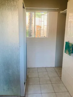 En-suite Main Bedroom to rent