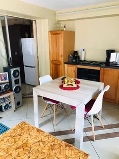 Huge Bachelor/ Two Rooms to rent