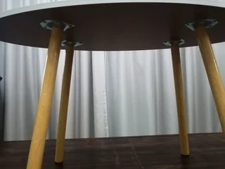 Mini Oval White Top Table – R290