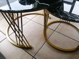 懶 Modern Nesting Coffee Tables – Set of 2 懶R850 for both!