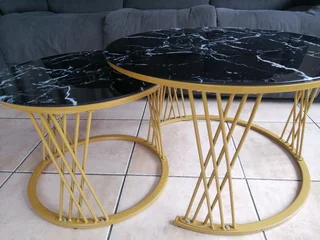 懶 Modern Nesting Coffee Tables – Set of 2 懶R850 for both!