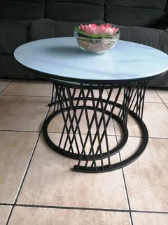 懶 Modern Nesting Coffee Tables – Set of 2 懶R850 for both!