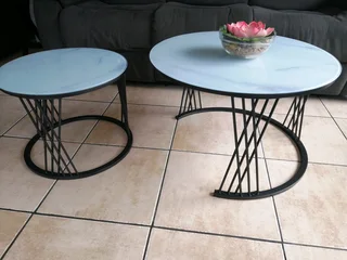 懶 Modern Nesting Coffee Tables – Set of 2 懶R850 for both!