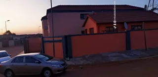 2 bedroom apartment for rental in soshanguve block v v ext 06 For R4200