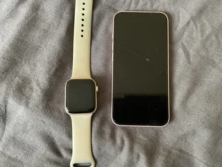 iPhone 13 128GB and Apple Watch SE 44mm 2nd G