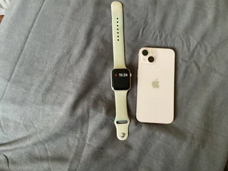 iPhone 13 128GB and Apple Watch SE 44mm 2nd G