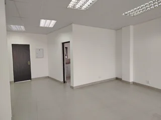 Ground Floor Corner Shop for Rent – Wilro Corner, Wilro Park