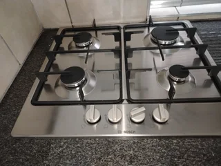 Modern Bachelor Alberton Voortrekker Road - Grab this one