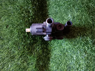 BMW E46 HEATER CONTROL VALVE