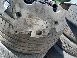 BMW E53 3.0d CYLINDER HEAD FOR SALE