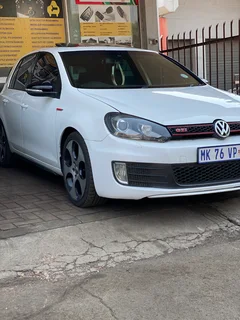 Volkswagen Golf GTI 2012 R130000