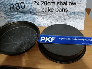 Used cake/baking pans