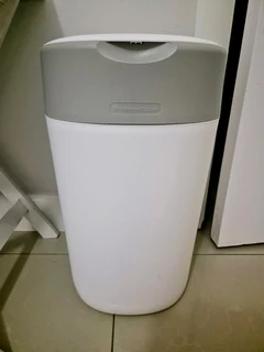Tommee tippee nappy bin