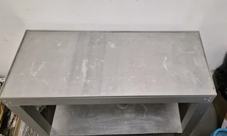 Aluminium table