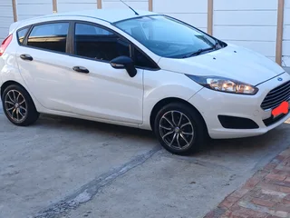 2015 Ford Fiesta Hatchback