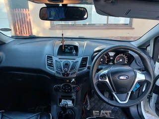 2015 Ford Fiesta Hatchback