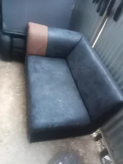 Relocating - Ad posted by Lee