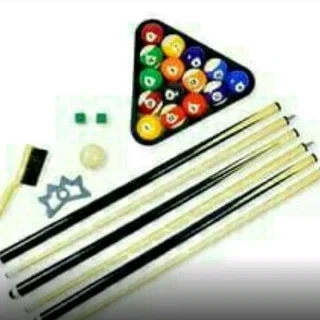 POOL TABLE RECOVERING