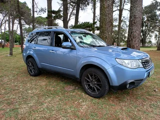 2013 Subaru Forester Hatchback S Edition