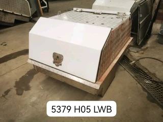 Hilux d4d alu toolbox Canopy for sale