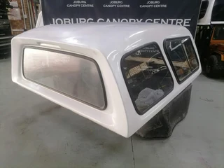 Amarok LWB Highline White Bucco canopy for sale