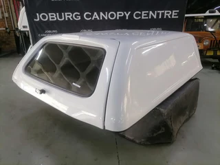 ISUZU 2022-2025 Extended Blindside White Beekman canopy for sale