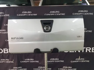 Np200 tailgate for sale