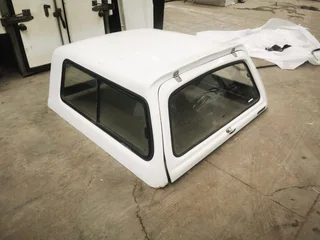 Isuzu 1998-2004 DC White Beekman canopy for sale