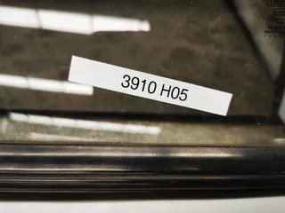 Hilux 05 LWB Lowline White Radical canopy for sale